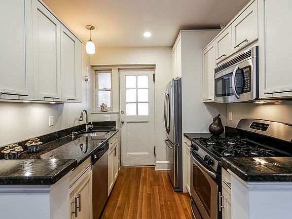 Fully new kitchen