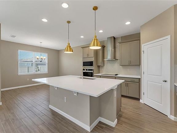 5th image of 4441 Lions Gate Ave