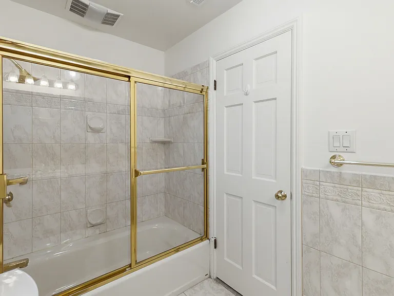 3 Kennedy Pl — Photo 38