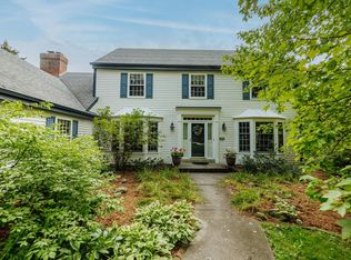 2400 Cedar Dr, Brookfield, WI 53045