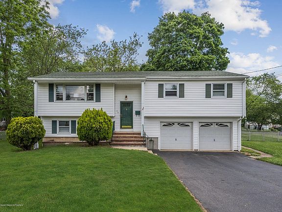 39 Cherry Tree Farm Rd Middletown Nj 07748 Zillow