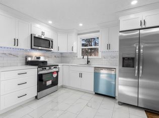 29 Wagon Rd, Enfield, CT 06082