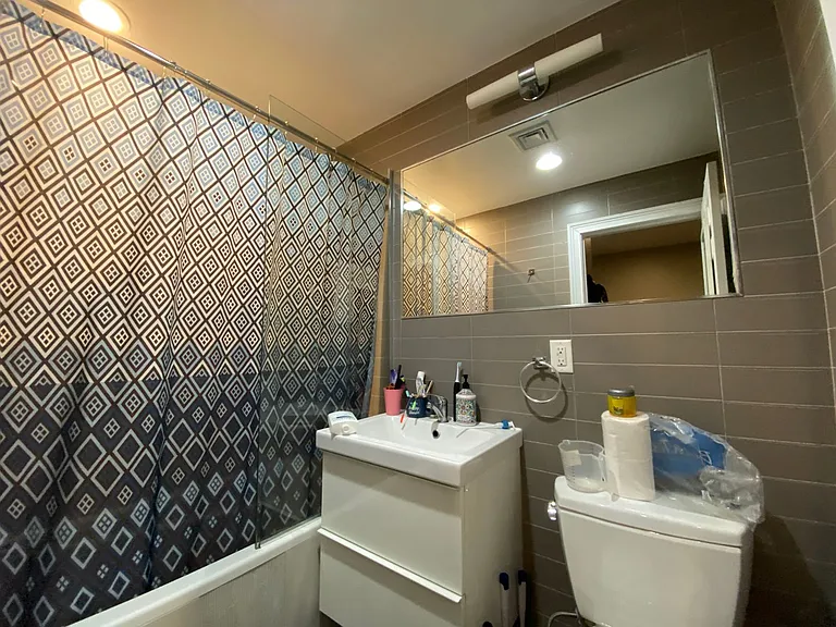 315 Whitney Ave — Photo 41