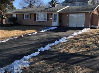 28 Reed Rd, Peabody, MA 01960