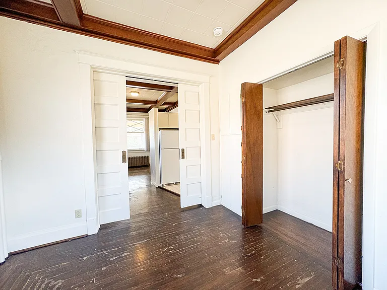 915 Grand Ave #2 — Photo 8