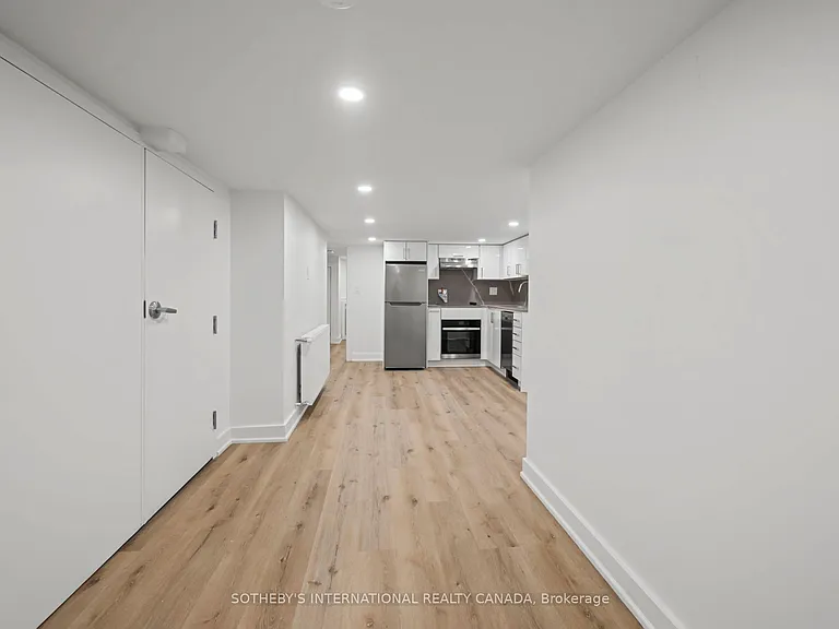 28 Strathgowan Ave #BSMNT — Photo 8