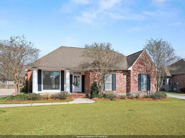 17361 Lake Azalea Dr, Baton Rouge, LA 70817