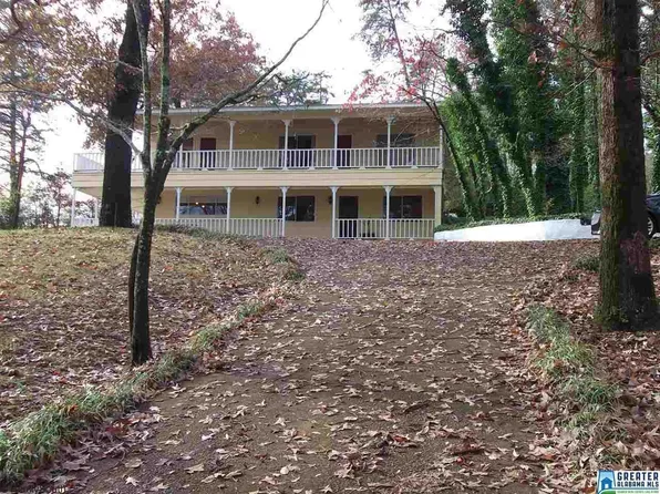 1622 Faircrest Dr, Hueytown, AL 35023