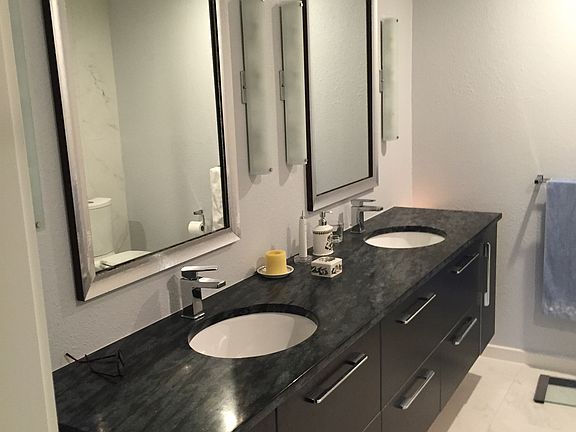 3rd image of 1860 N Washington St APT 401