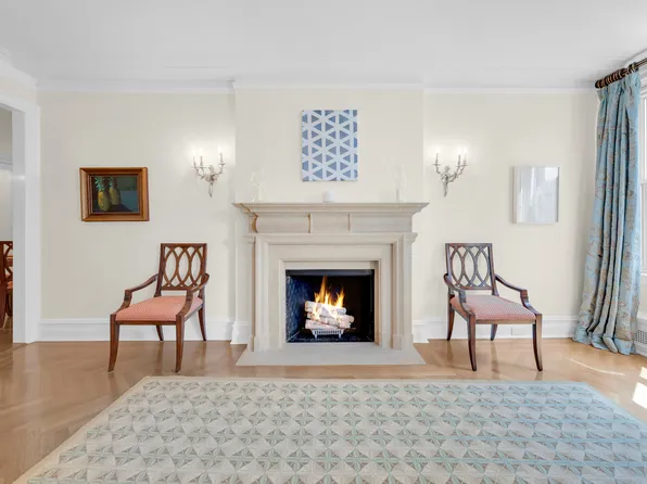 1150 5th Avenue image 1 of 9