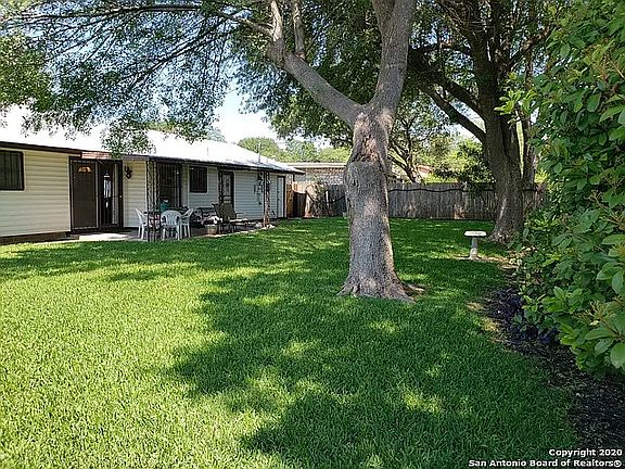 4th image of 103 Granada Dr