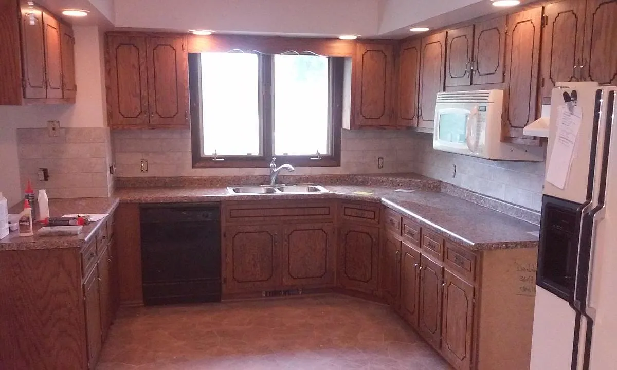 3 bed, 1.5 bath, 1550 sqft, $2,295 — Photo 2