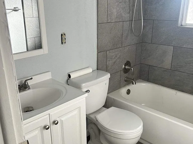 2218 Cooper Ave #0 — Photo 3