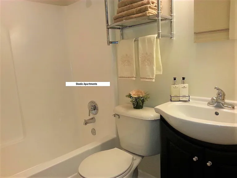 807 N 45th St — Photo 9