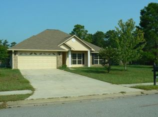 68 Charleston Ct, Midway, GA 31320