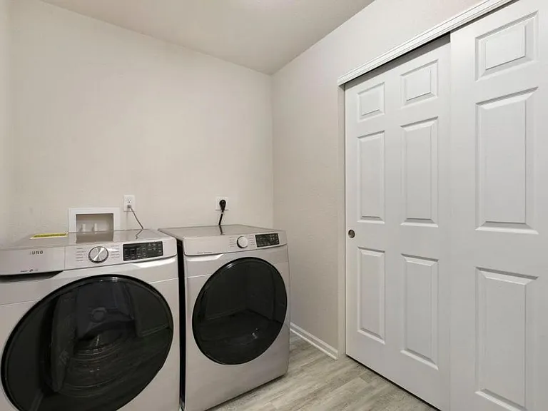 1867 Paley Dr — Photo 15