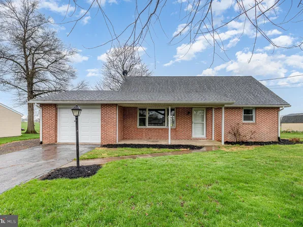 50 Yeager Dr, Shippensburg, PA 17257
