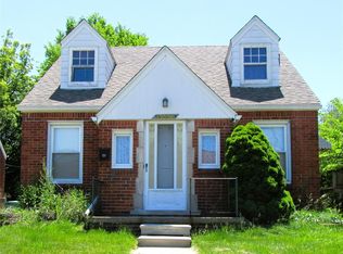 15556 Veronica Ave, Eastpointe, MI 48021