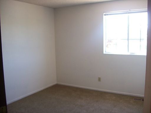 3rd image of 2702 Waterfield Dr