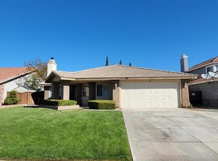 12592 Blazing Star Ln, Victorville, CA 92392