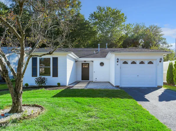 94 Everest Drive S, Brick, NJ 08724