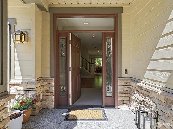 4th image of 35122 SE Swenson Street