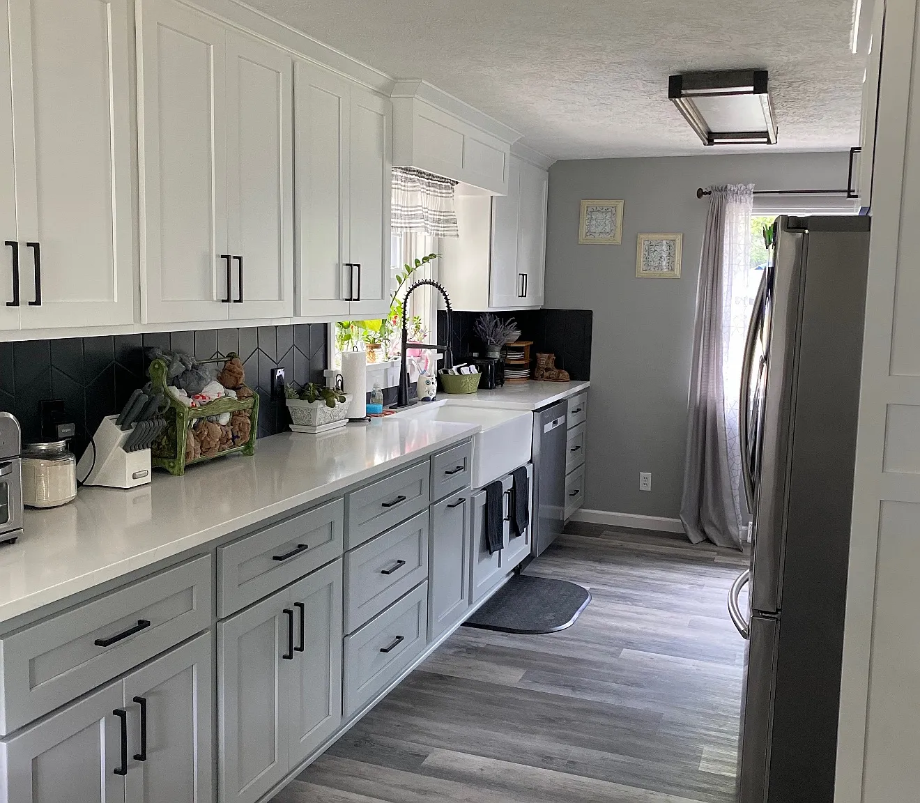 3 bed, 1024 sqft, $1,400 — Photo 4