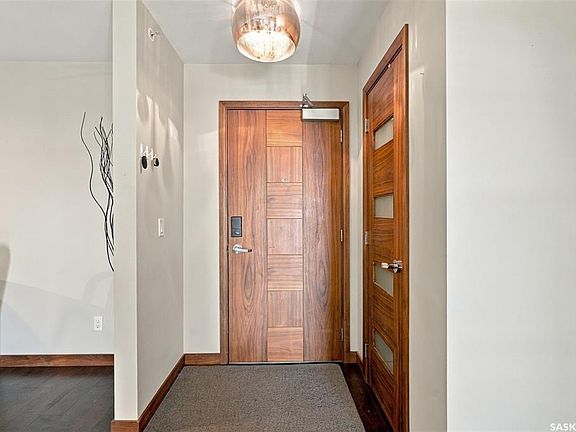 5th image of UNIT 308-120 Phelps WAY
