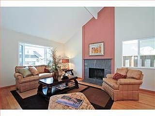 3rd image of 1802 Canyon Oak Ct