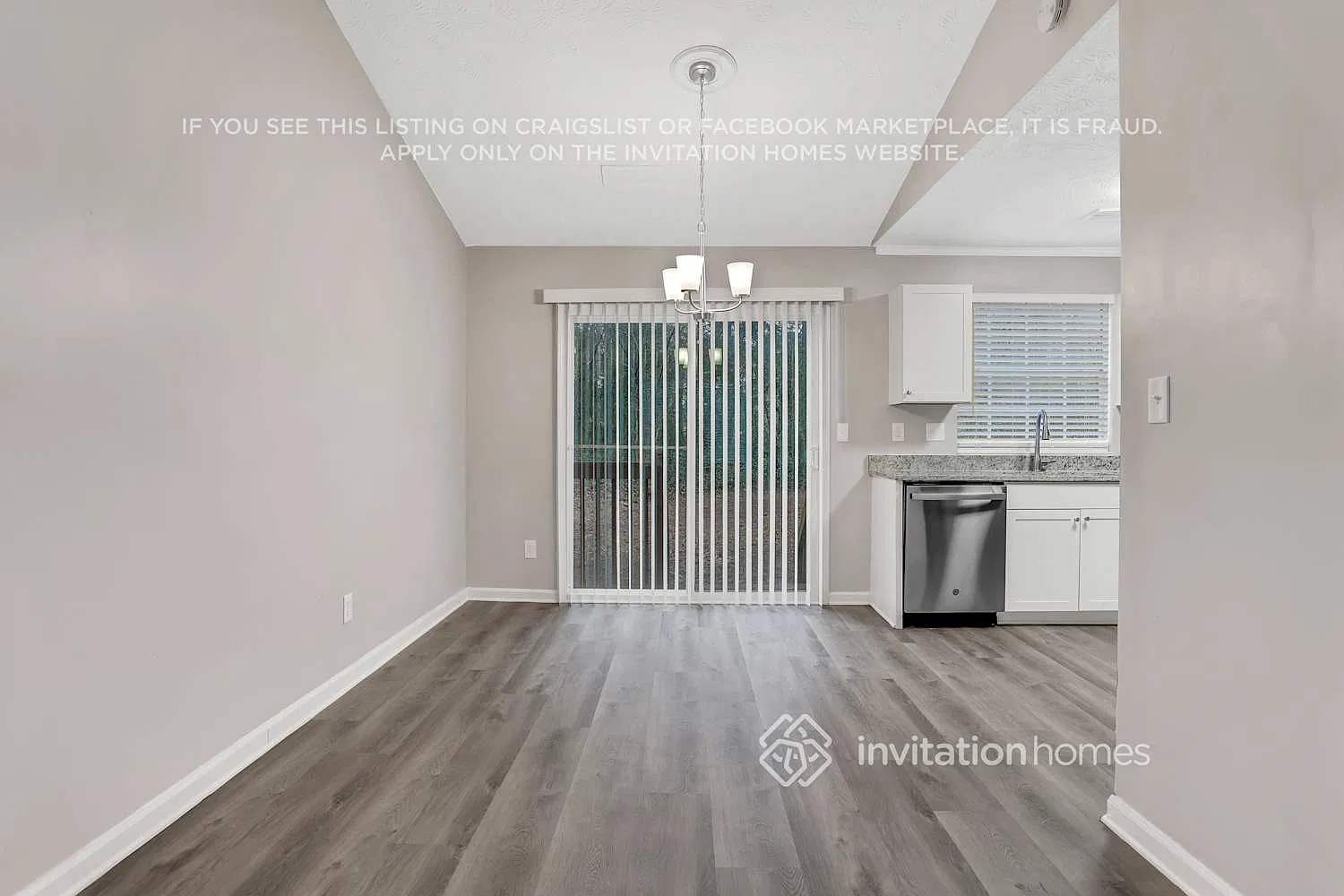 417 Maid Marion Ln Stone Mountain, GA 30087 — Photo 4