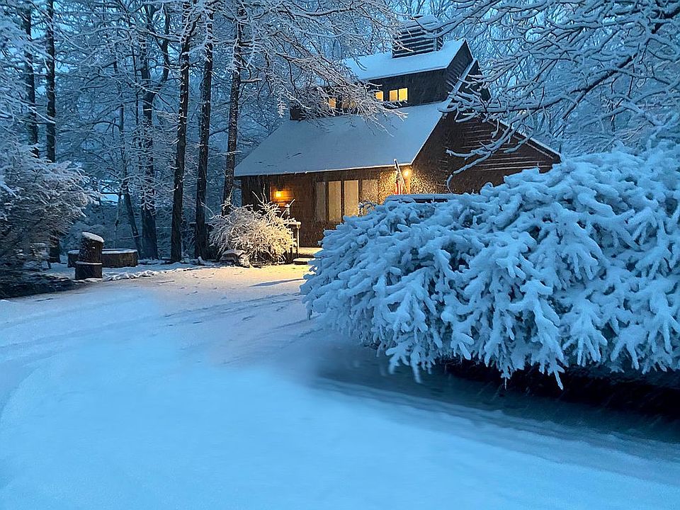 1st image of 7332 Wildwood Ct