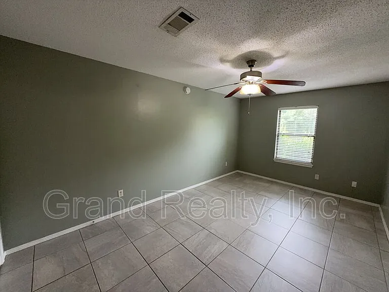 2300 W Michigan Ave #44 — Photo 11