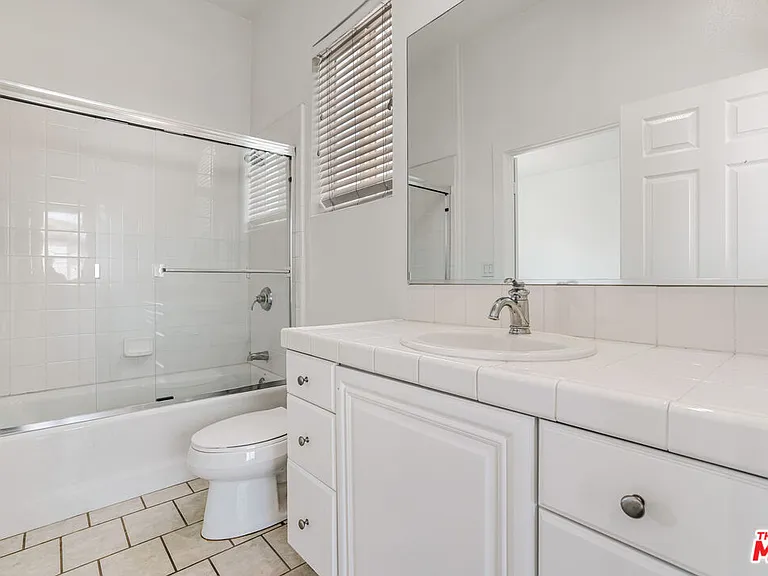 5744 Celedon Crk — Photo 24