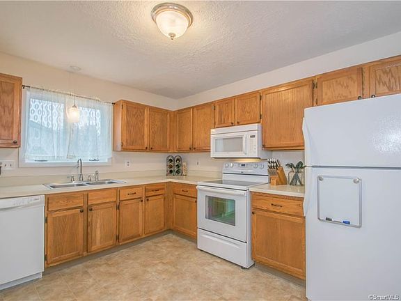 3rd image of 245 E Woodland St APT 11