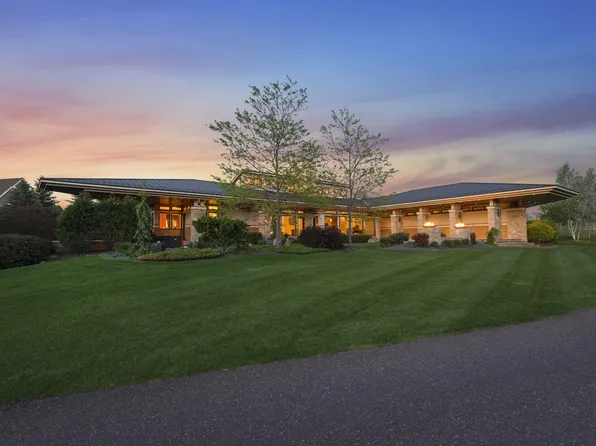 9601 Whistling Valley Rd, Stillwater, MN 55042