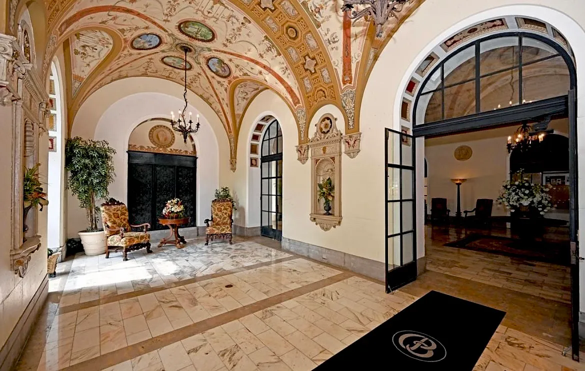 1 bed, 1.5 bath, $1,495 — Photo 3