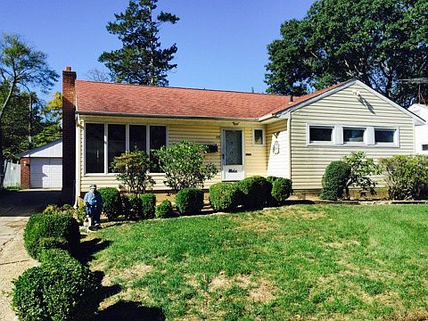 1st image of 430 Cedar Ln