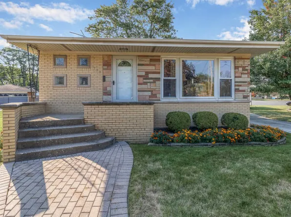 733 Caryn Cir, South Holland, IL 60473