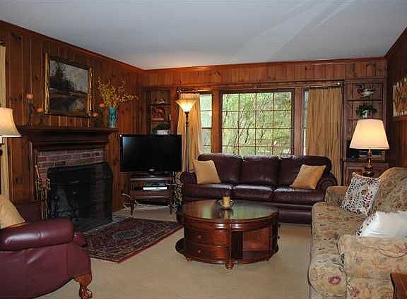 5th image of 30 Le Pere Dr