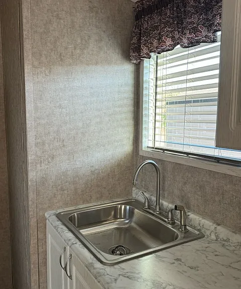 606 River Rd #18 — Photo 5