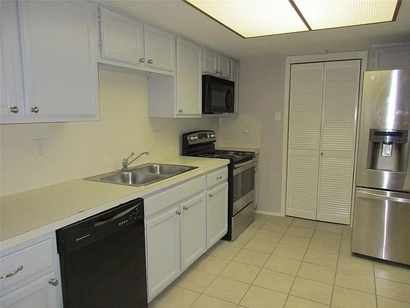 5th image of 14777 Wunderlich Dr APT 1109