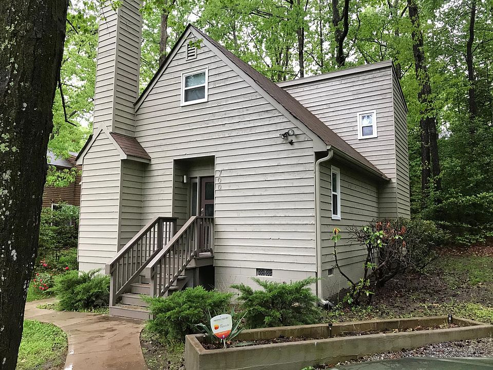 1st image of 700 Eastwood Dr
