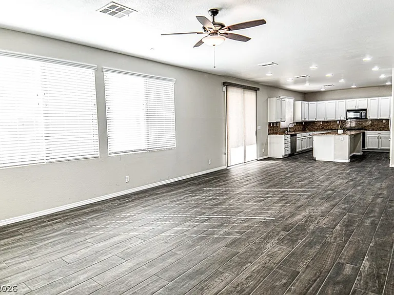 6545 Black Oaks St — Photo 17