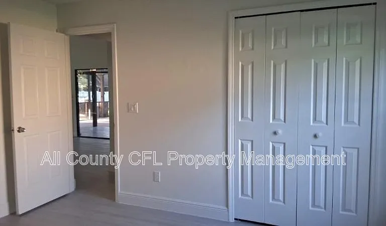 553 Walnut Grove Pl — Photo 21