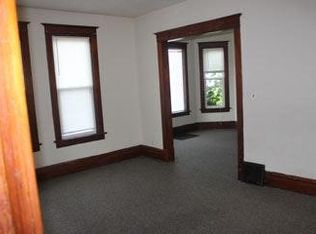 90 Kaufmann Ave, Dubuque, IA 52001