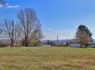 328 Meadow Dr, Somerset, KY 42503