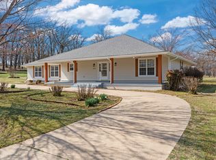 3120 Old Dike Rd, Grove, OK 74344