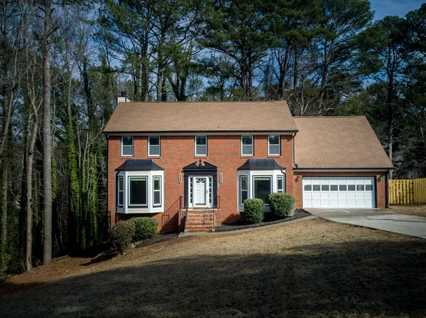 2388 Dakota Trl SW, Lilburn, GA 30047