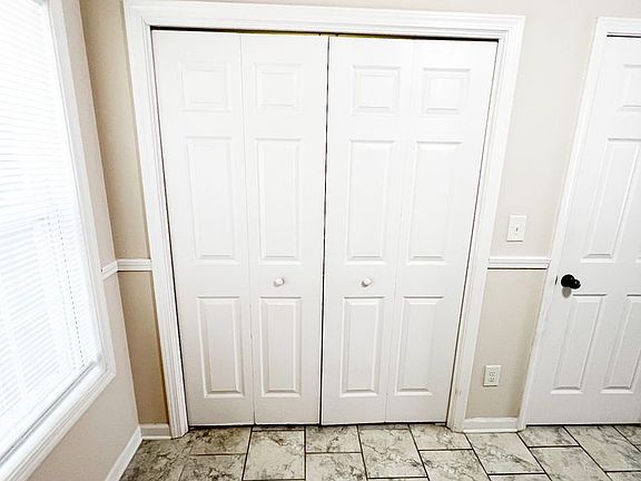 5th image of 2272 McCormick Ln APT G