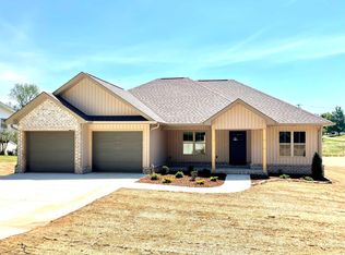 72 Vaughn Ave, Killen, AL 35645